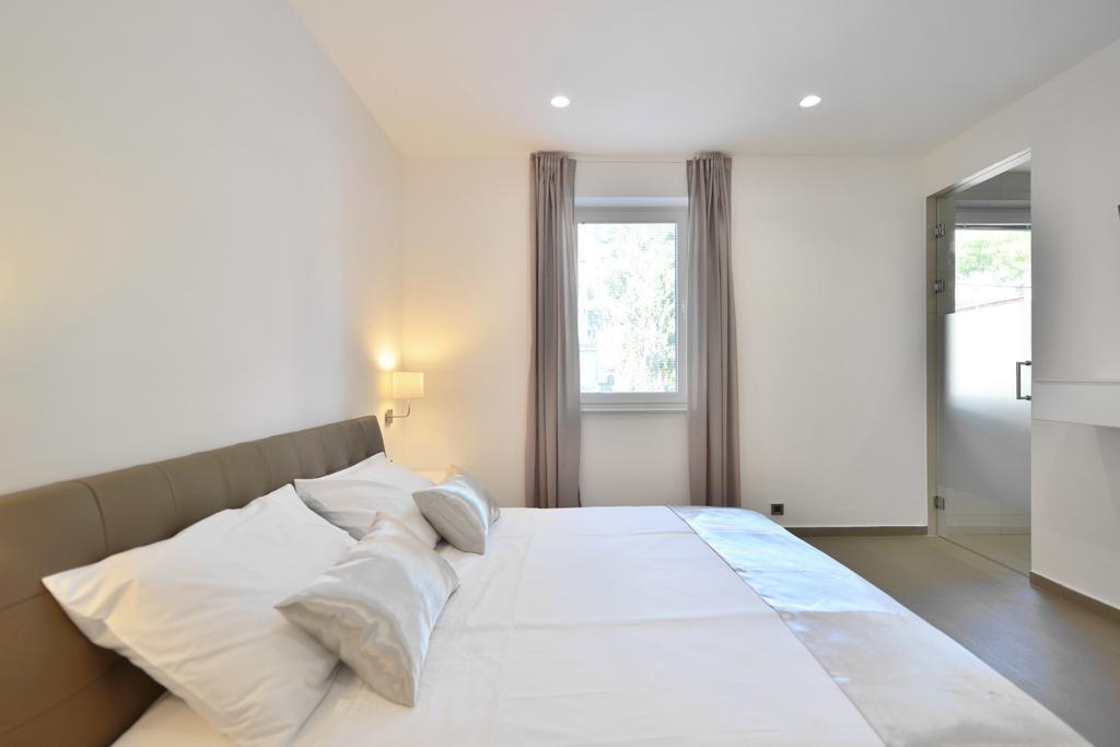 Chiponsky One - 5 Star Beachfront Property 波尔 外观 照片